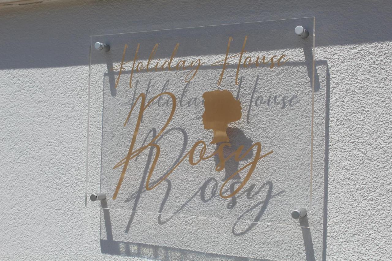 Holiday House Rosy Cavallino di Lecce Exterior photo
